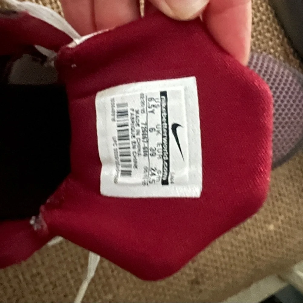 nike kobe x 10 lower merion team red/white size 6.5